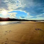 Feriehus Waves At The Bay - Part Of The The Bay Filey Village With Pool, Gym And Direct Access, Pub, Restaurant, Tennis And Meadows Walks *
