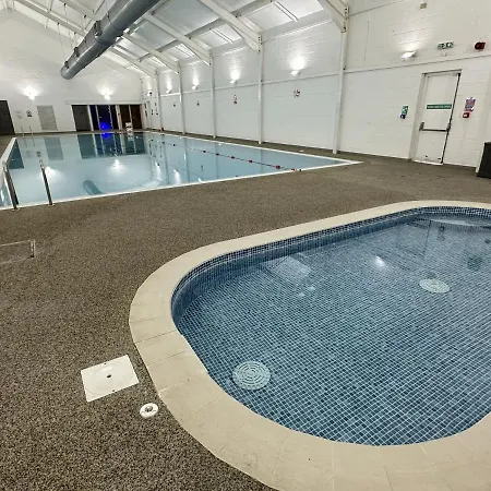 Waves At The Bay - Part Of The The Bay Filey Village With Pool, Gym And Direct Access, Pub, Restaurant, Tennis And Meadows Walks Reighton