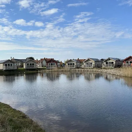 Waves At The Bay Reighton