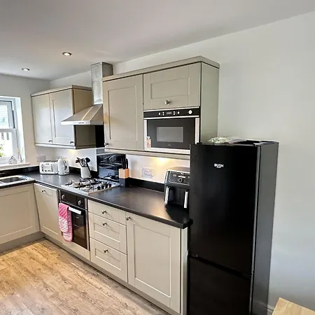 Waves At The Bay Tatil Evi *